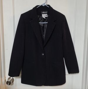 14 Sag Harbor Black Wool Blend Single-Button Blazer